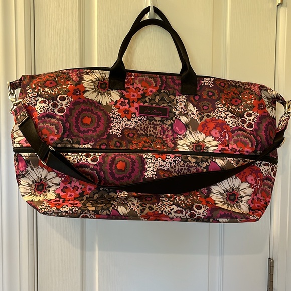 Vera Bradley Expandable Travel Tote Bag in Rosewood Pattern‎ - Picture 5 of 15